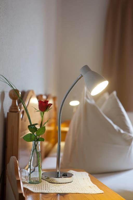 Hotel Péz Regina Lumbrein Szoba fotó